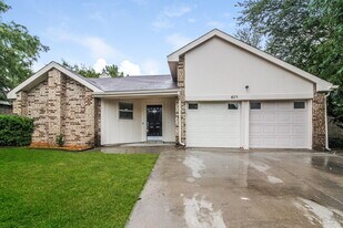 405 Lemon Dr in Arlington, TX - Building Photo