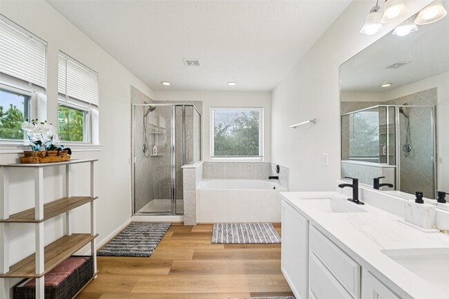 property at 4306 Lake Cypress Cir