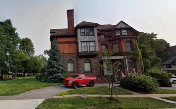 97 Linwood Ave in Buffalo, NY - Foto de edificio - Building Photo