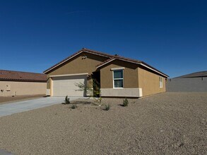 1811 Cam Colorado in Fort Mohave, AZ - Building Photo - Building Photo