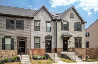 1116 Spur Ln in Fredericksburg, VA - Building Photo - Building Photo