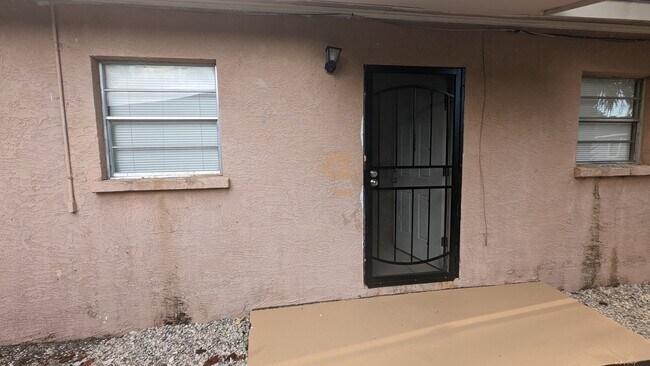 2919 Gillespie Ave in Sarasota, FL - Building Photo - Building Photo