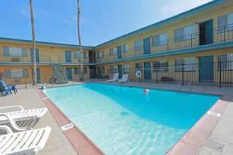 Palm Shadows Apartments in Tucson, AZ - Foto de edificio - Building Photo