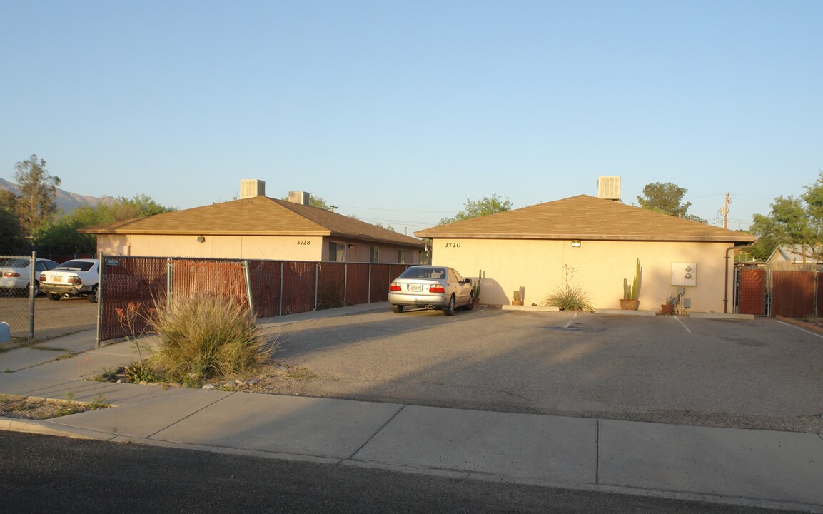 3720-3728 N Los Altos Ave in Tucson, AZ - Building Photo