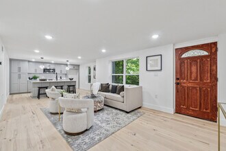 1542 Lavista Rd NE in Atlanta, GA - Building Photo - Building Photo