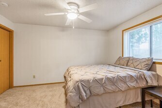 808 Westwinds Dr-Unit -5 in Iowa City, IA - Building Photo - Building Photo