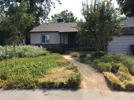 648 K St in Davis, CA - Building Photo