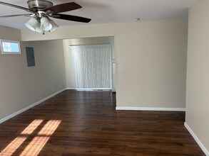 214 Sandalwood Dr in Cranberry Township, PA - Building Photo - Building Photo