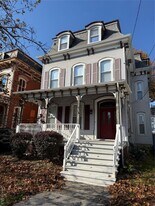 27 Balding Ave in Poughkeepsie, NY - Building Photo