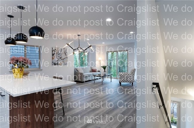 6737 25th Ave SW in Seattle, WA - Building Photo - Building Photo