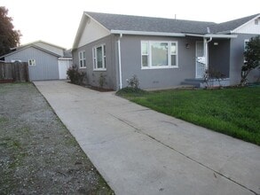 7931 Carmel St in Gilroy, CA - Building Photo - Building Photo