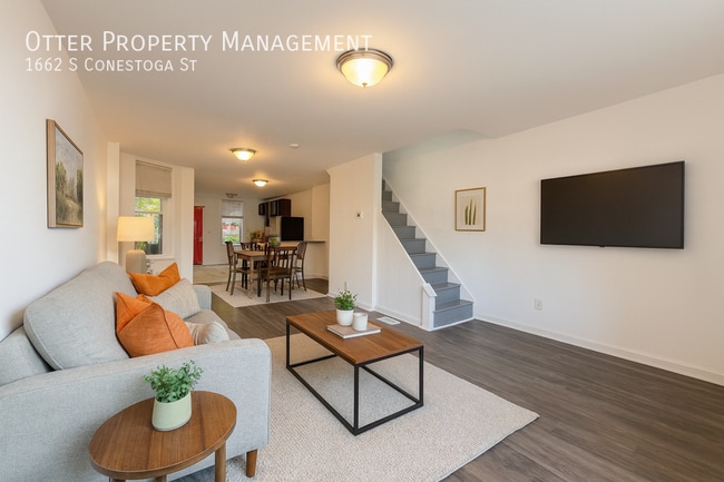 property at 1662 S Conestoga St