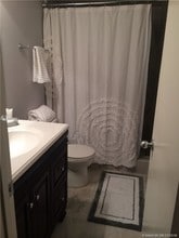 113 Lake Emerald Dr-Unit -108 in Oakland Park, FL - Building Photo - Building Photo