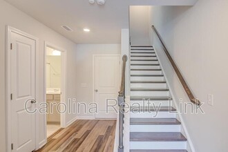 2409 Laurel Valley Way in Raleigh, NC - Building Photo - Building Photo