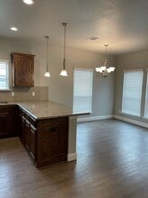 1093 Grindstone Rd in Weatherford, TX - Building Photo - Building Photo