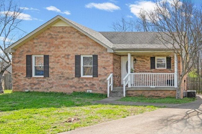 property at 2701 E Copeland Ct