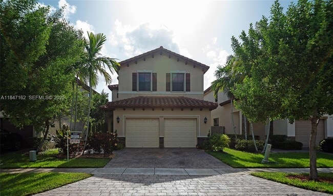 property at 532 SE 34th Terrace