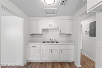 3417 Madge St in Jacksonville, FL - Building Photo - Building Photo