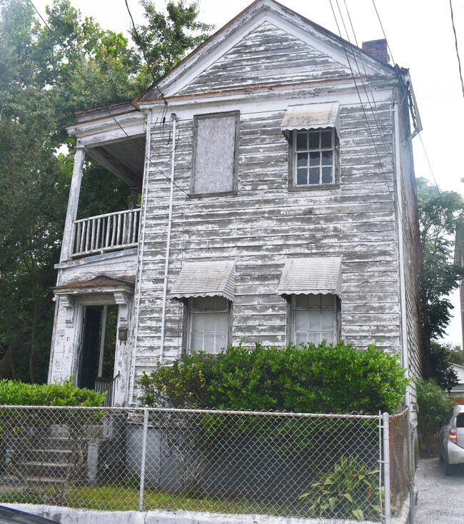 71 Hanover St in Charleston, SC - Building Photo - Building Photo