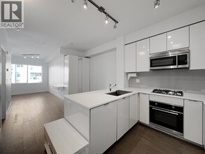 10011 River Dr in Richmond, BC - Building Photo - Building Photo