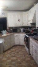15 Gillen Dr in Parlin, NJ - Building Photo - Building Photo