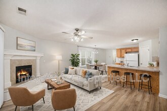 8880 N Helena Ave in Kansas City, MO - Building Photo - Building Photo