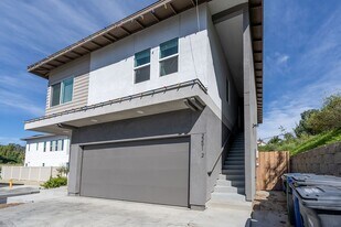 2201-2217 Bonita Ct in Lemon Grove, CA - Building Photo