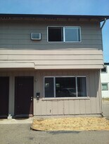 1112 SW 5th St in Grants Pass, OR - Building Photo