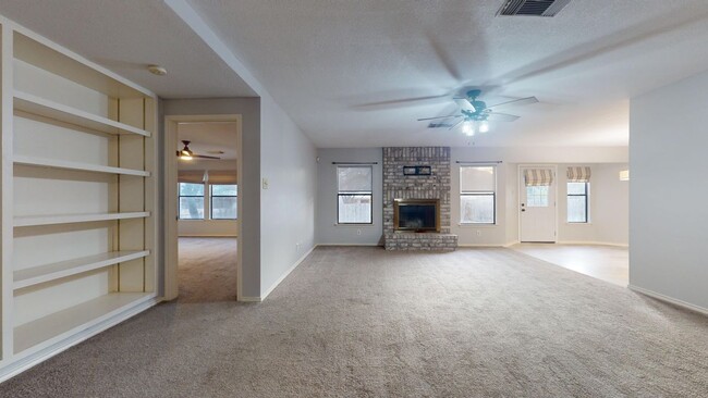 22011 Kenton Knoll in San Antonio, TX - Building Photo - Building Photo