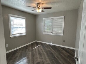 2529 NW 38th Pl in Lawton, OK - Building Photo - Building Photo