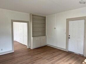 1810 7th St in Wichita Falls, TX - Foto de edificio - Building Photo