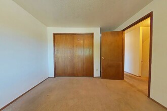 2541 NW Grant Ave-Unit -2543 NW Grant in Corvallis, OR - Building Photo - Building Photo