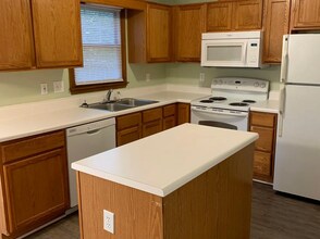 3212 Peachford Ln in Raleigh, NC - Building Photo - Building Photo