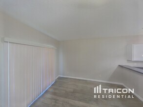 4125 11th St E in Bradenton, FL - Building Photo - Building Photo