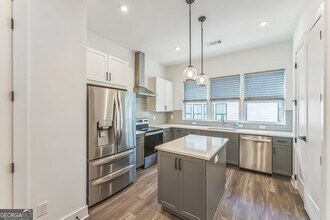 722 Eloise Wy in Atlanta, GA - Building Photo - Building Photo