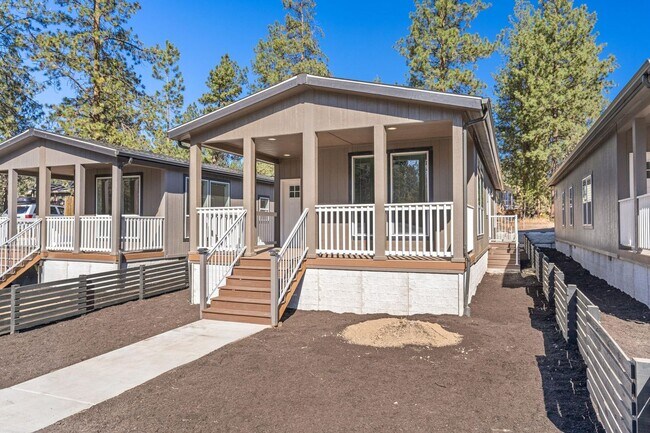 19982 Cinder Ln in Bend, OR - Building Photo - Building Photo