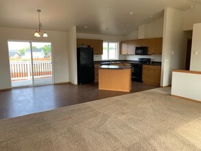 2315 North Middlecrest Drive in Ellensburg, WA - Building Photo - Building Photo