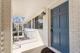 Jackson Street Apartments in Newnan, GA - Foto de edificio - Building Photo