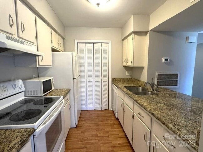 11157 Harrowfield Rd in Charlotte, NC - Building Photo - Building Photo