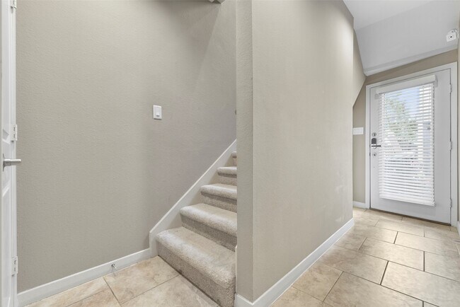 property at 241 N Lenox St