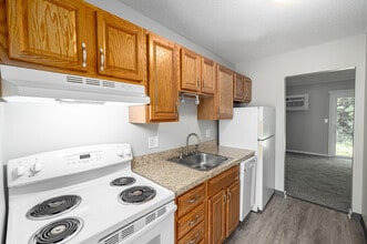 Arbor Commons in Ellington, CT - Building Photo - Interior Photo