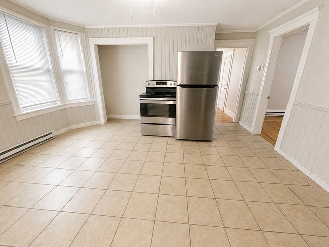 7 Vinson St in Worcester, MA - Building Photo - Building Photo