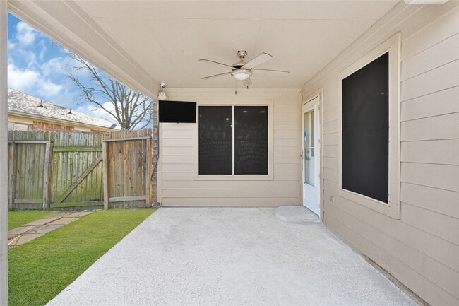 property at 15911 Breanna Ln