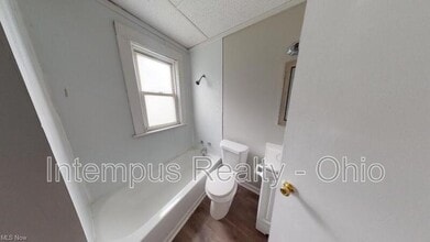 12633 Edmonton Ave in Cleveland, OH - Building Photo - Building Photo