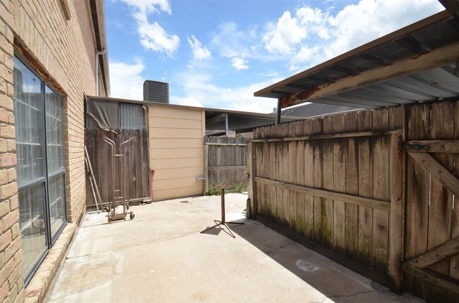 property at 4022 Belle Park Dr