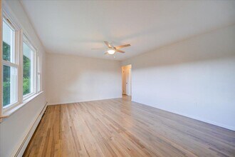 173 Kings Hwy in Warwick, NY - Building Photo - Building Photo