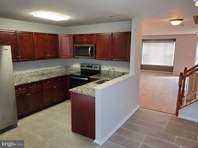 3344 Vineland Pl