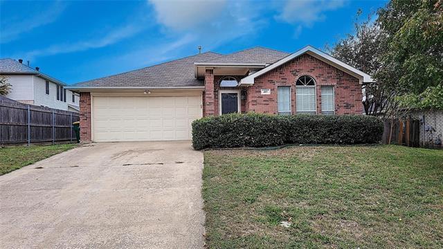 405 Tranquility Ln in Cedar Hill, TX - Building Photo