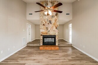 245 Alpine St in Altamonte Springs, FL - Building Photo - Building Photo