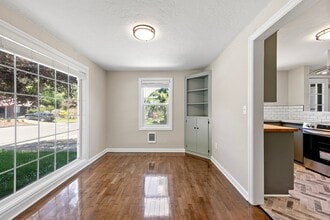 1901 Augusta St in Eugene, OR - Building Photo - Building Photo